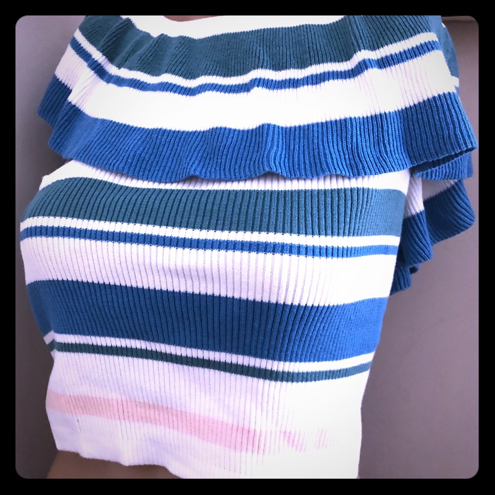 Cropped horizontal knit sweater
